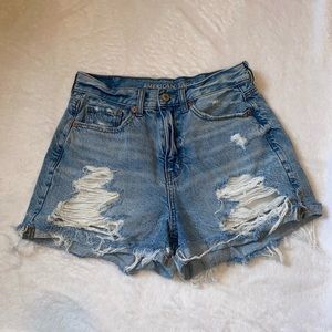 American Eagle mom short shorts